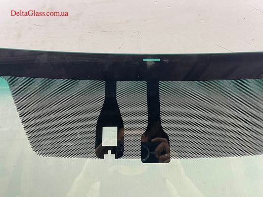 Toyota Camry XV50 (2012-) вітрове скло з кріпленням д.д., повний е/о