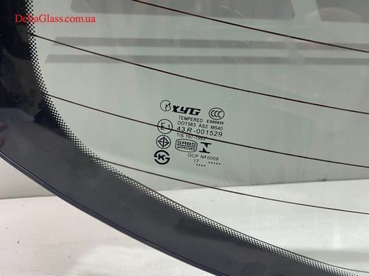 Nissan Quashqai +2 заднє тильне скло з е/о XINYI