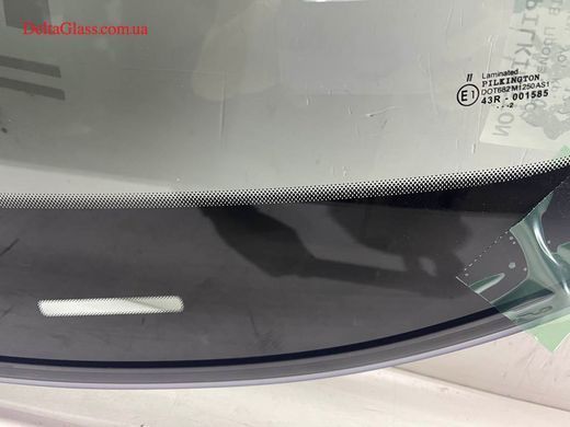 Ford Fiesta вітрове з місцем під дзеркало
