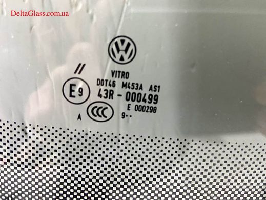 Volkswagen Jetta вітрове скло під планки VITRO+VW ориг