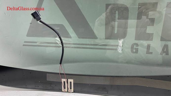 Mitsubishi Outlander XL 2007-2012 вітрове скло дд+обігрів