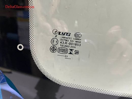 Fiat Doblo (2000-2009) вітрове скло