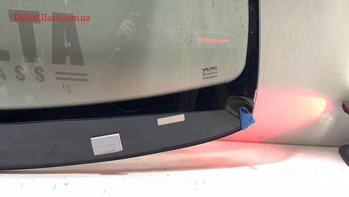 Mercedes w221 вітрове з датчиком,2 камери,е/о Veltrio