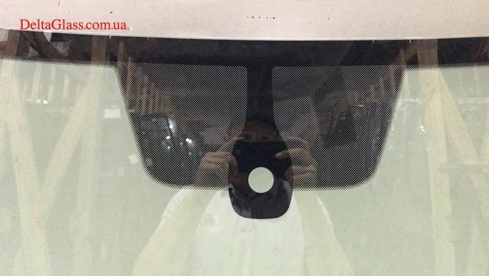 Skoda Fabia (14-) вітрове скло з датчиком AGC
