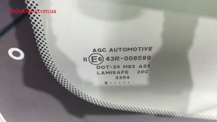 Fiat Doblo вітрове з місцем під дзеркало (00-10) AGC