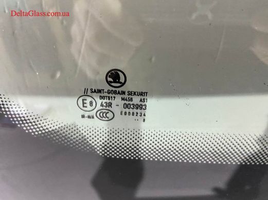Skoda Superb (16)(18*) вітрове Solar E/O, з місцем під датчик, камера,