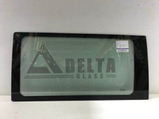 Mercedes Vito Viano передній салон ліве 1111*564 Dora Glass