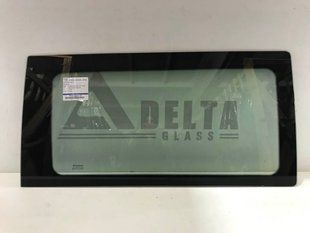 Mercedes Vito Viano передній салон праве 1111*564 Dora Glass