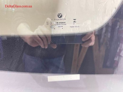 BMW IX (2021-) вітрове скло з датчиком та камерою HUD