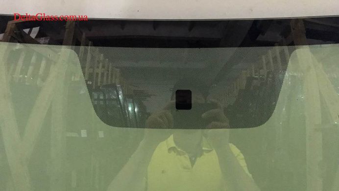 Dacia Logan/Sandero/R.Symbol (3*) Лобовое стекло с местом под зеркало, VIN,Lameks б/у