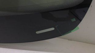 Volkswagen Touran (04-15) вітрове , місце під дзеркало Pilkington