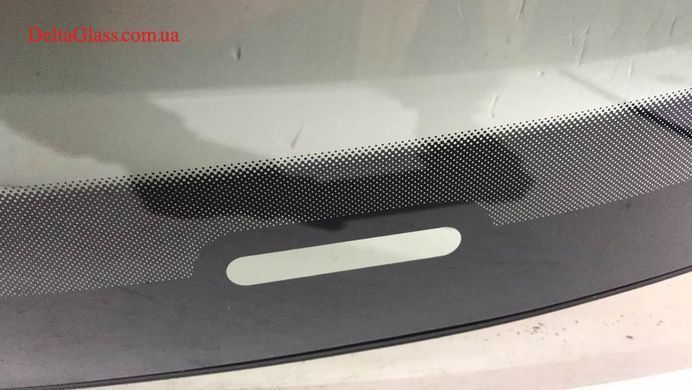 Audi A-8 (04-10) вітрове скло з датчиком(капля) FUYAO