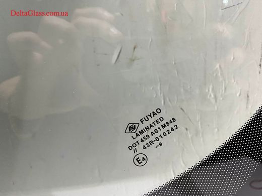 Honda CR-V 2016- Лобове скло з д.д., кам., е/о двірників Fuyao