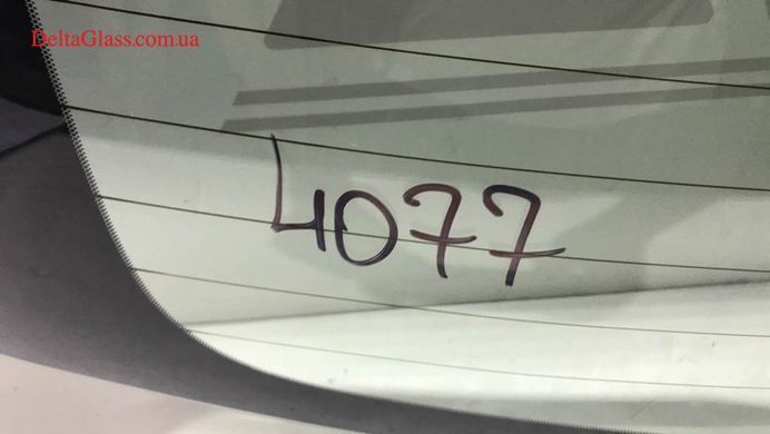 Mazda 5 заднє тильне скло XYG