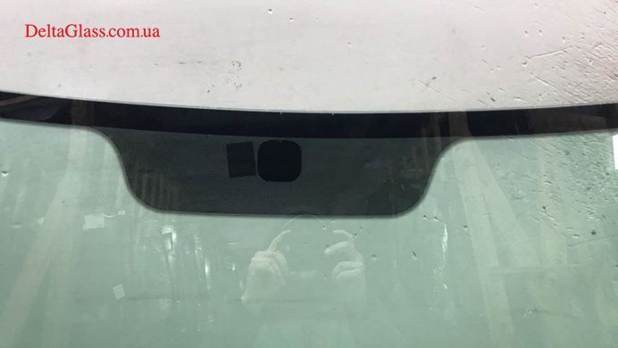 KIA CEED 5-D вітрове з кріпленням дзеркала, та е/о VIN XINYI