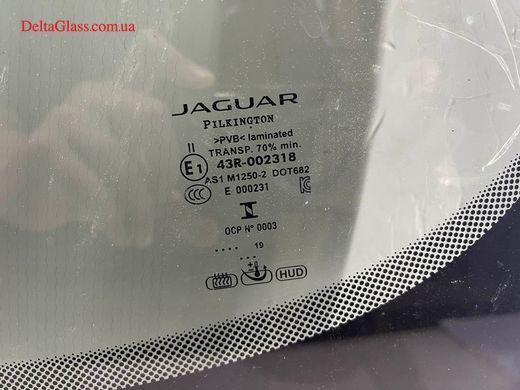 Jaguar XE 2015- 4D Sedan вітрове скло з датчиком та 2 камери HUD