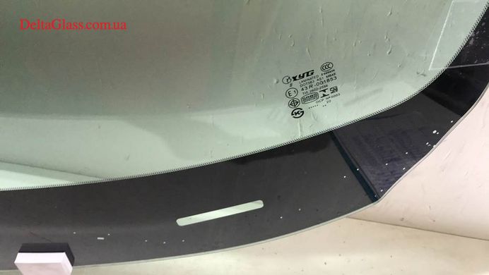 Mazda 6 Лобовое с местом под зеркало, датчик дождя/света, приймач/лазер системи гальмування SCBS(кріпл 12-), молдинг (12-) 1 487*1 012