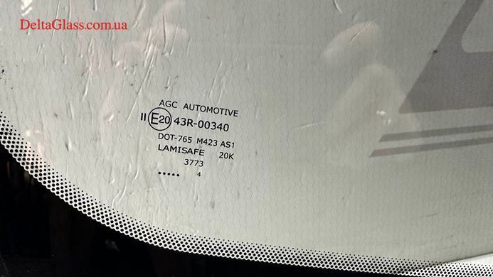 Ford Transit (High) вітрове скло з місцем під 2 датчика та камеру