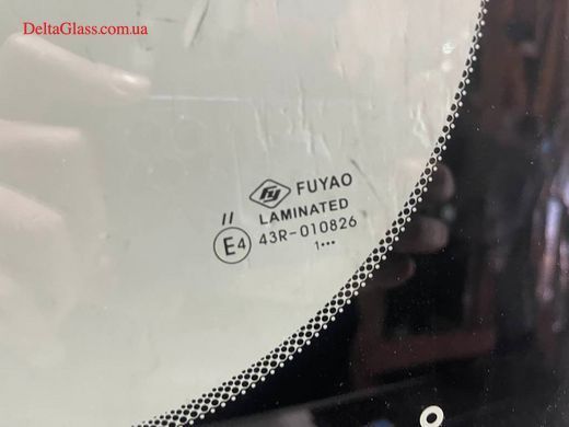 Land Rover Freelander 2007- Лобове скло