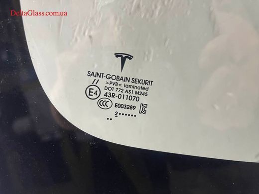 Model Y 2021- лобове скло з обігрівом двірників