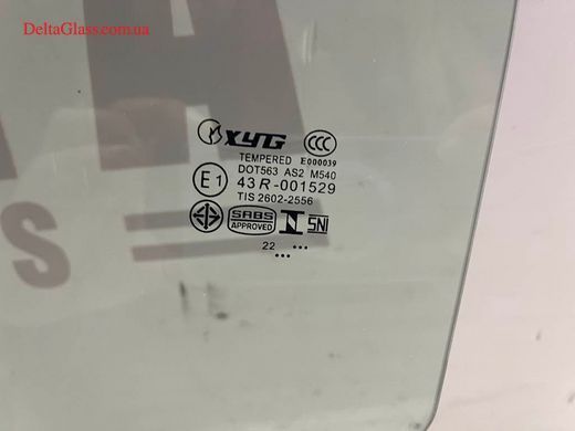 Model Y 2021- скло бічне ліве заднє