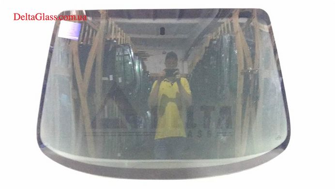 Daewoo Lanos Лобовое стекло с местом под зеркало тоноване (97-) 1 341*828