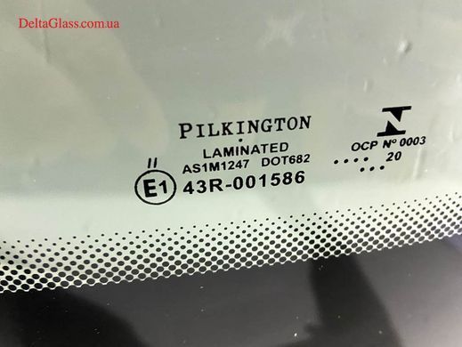 BMW 3 E90 вітрове з датчиком Pilkington