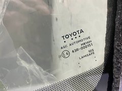 Toyota Rav-4 (2019-) вітрове скло д.д.+кам+повний е/о