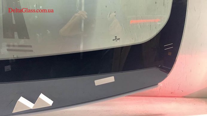 Citroen Jumpy/P.Expert/F.Scudo 2016 Лобовое акустичне стекло з датчиком SEKURIT