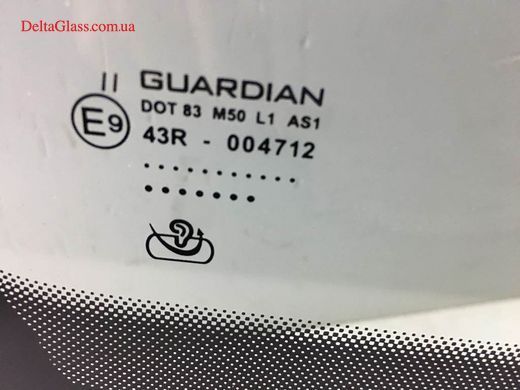 Audi Q7(5*) вітрове з датчиком,Guardian