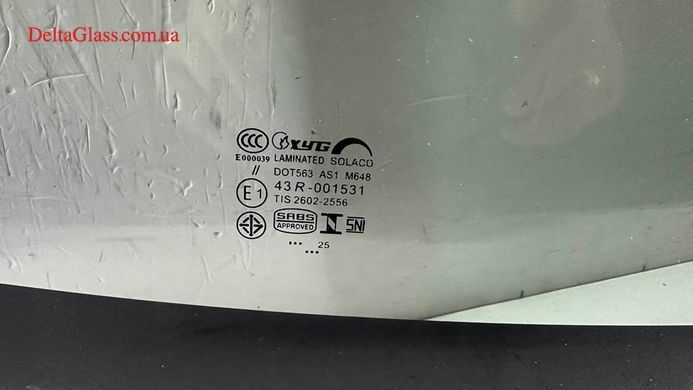 Mazda вітрове скло 323 85-86