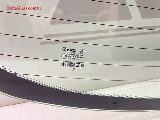 Renault Megane 2 (2002-2009) заднє скло , седан