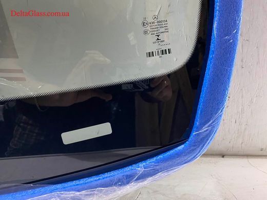 Mercedes GLA w156 вітрове скло з д.д. AGC (оригінал)