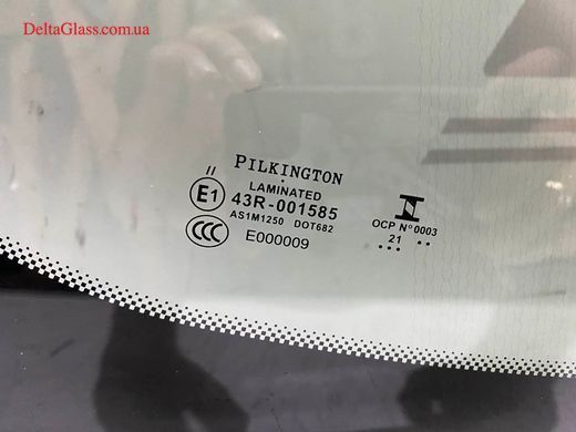 Ford Focus вітрове скло з датчиком повний ЕО PILKINGTON
