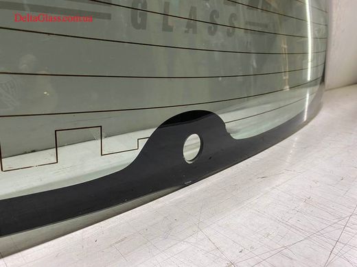 Honda CR-V (2017-) заднє тильне скло з е/о та отровом
