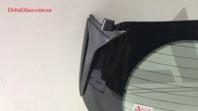 Ford Fiesta заднє тильне скло з е/о XINYI