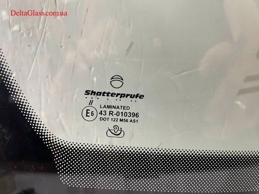 Audi Q5 (17-) вітрове скло з датчиком та камерою