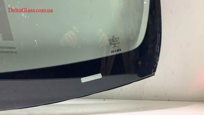 Mercedes w212 (13-)(15*) ориг.рестайл.датчик,камера,нижня рамка, е/о д