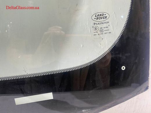 Land Rover Freelander 2007- Лобове скло з д.д., та е/о Pilkinton+