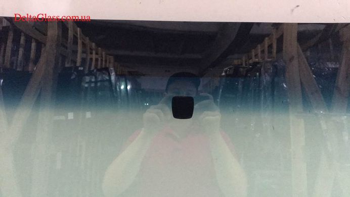 Citroen C1/Peugeot 107/Toyota Aygo Лобовое стекло с местом под зеркало, синя полоса (05-14) 1 286*945